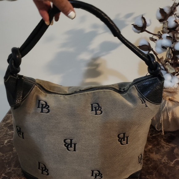 GUC Dooney and Bourke Monogram with Leather Trim Hobo Large size - Picture 8 of 17